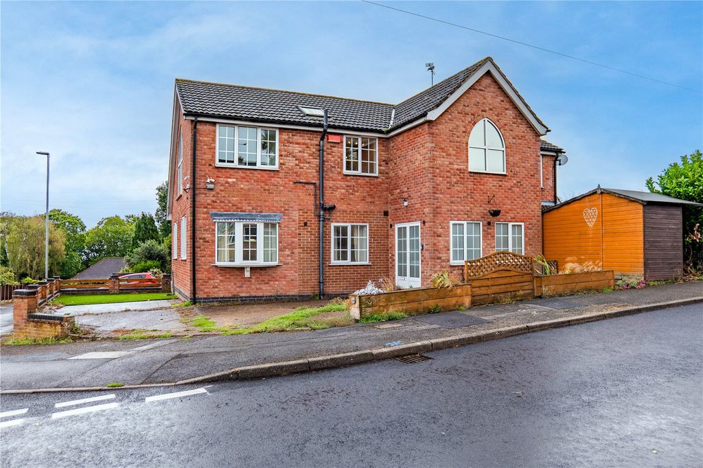 Property photo 2 of 36 Picture No. 37