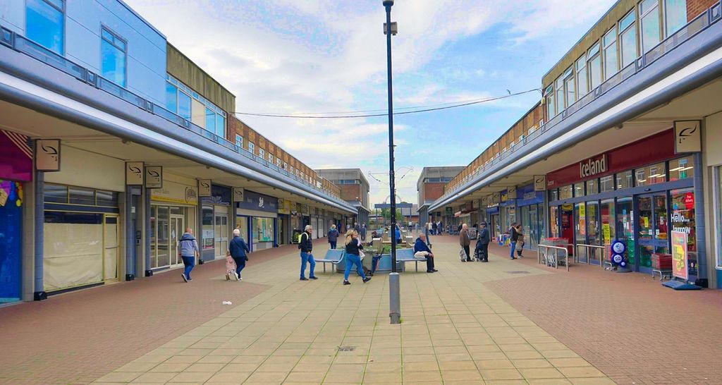 Property photo 3 of 4