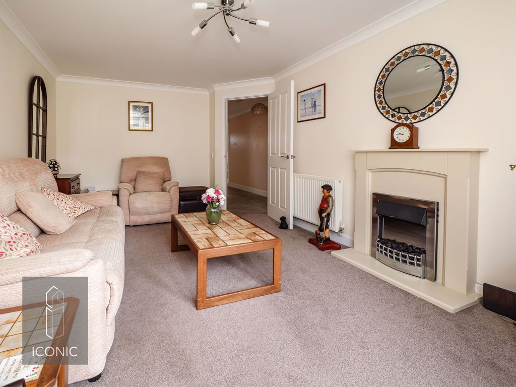 Property photo 2 of 15 Photo 11