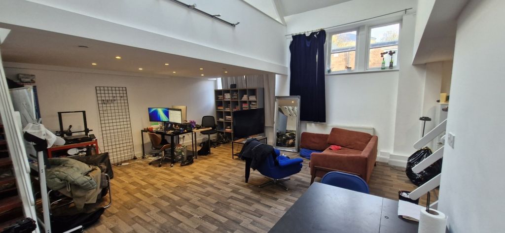 Property photo 2 of 9 20251107_135547_Resized