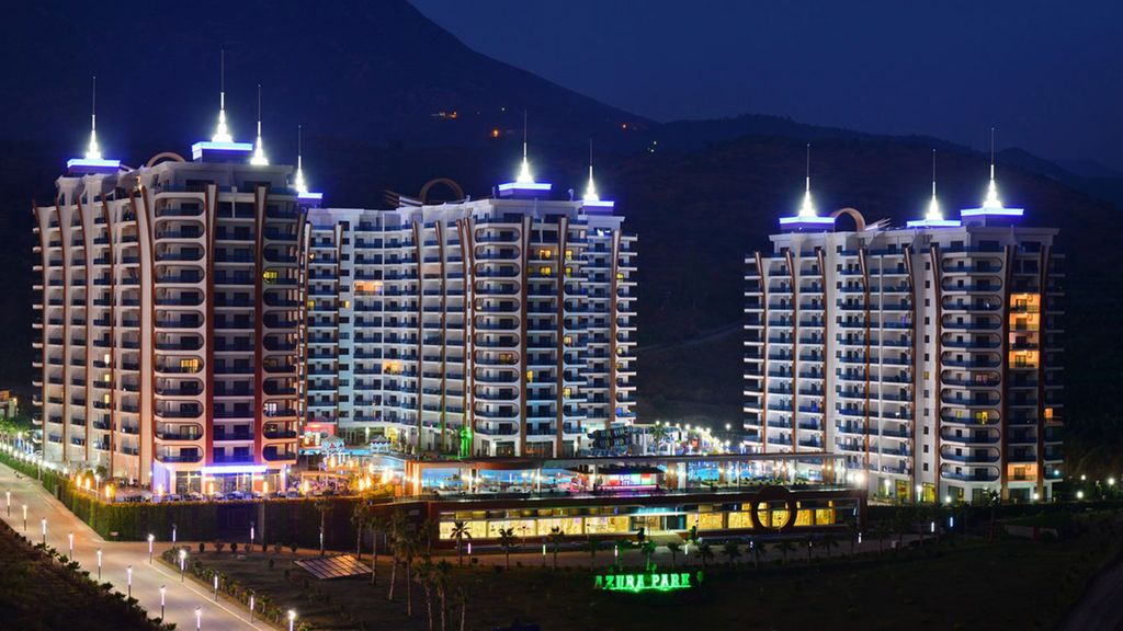 Property photo 2 of 27