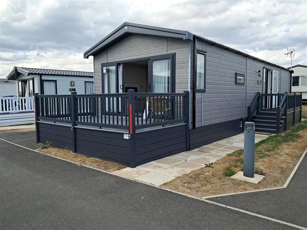 Property photo 1 of 16 1000006439.Jpg