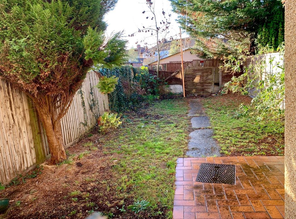 Property photo 2 of 9