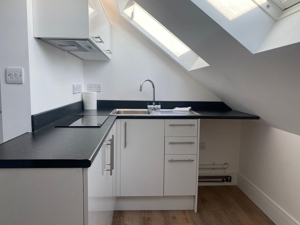 Property photo 2 of 3