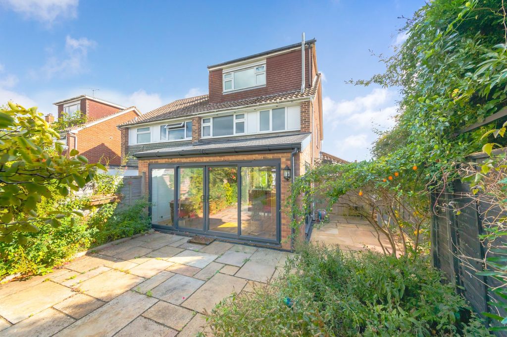 Property photo 2 of 21