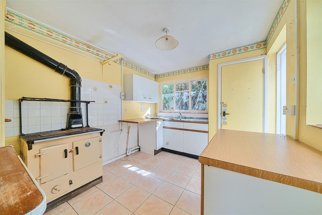 Property photo 3 of 23 1503963-22-19Febe12d09F9.Jpg