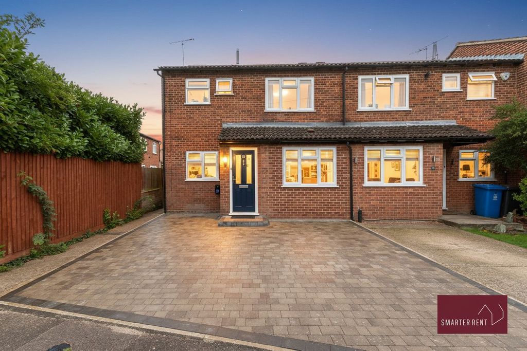 Property photo 1 of 24