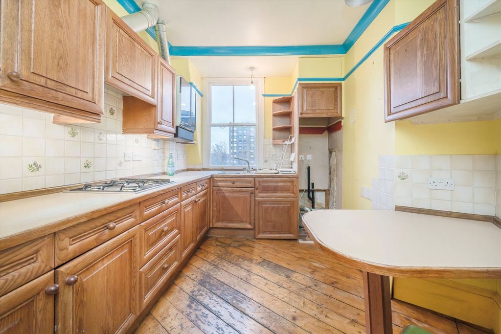 Property photo 3 of 7