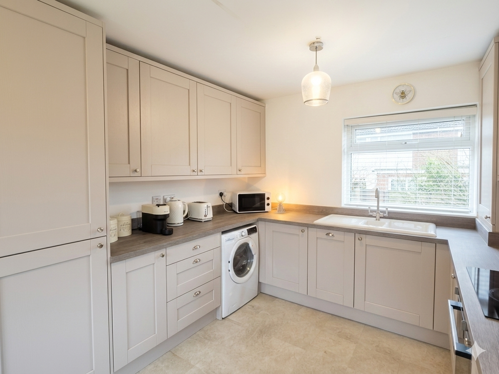 Property photo 2 of 14 1773076586468