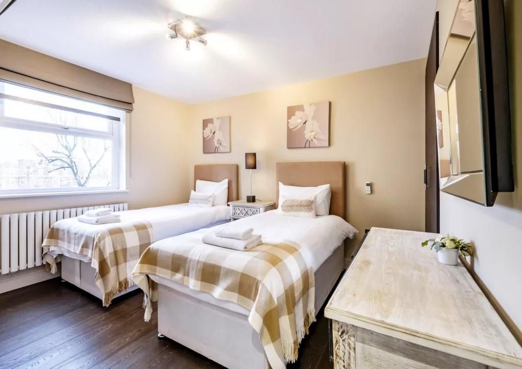 Property photo 3 of 11 8.Jpg