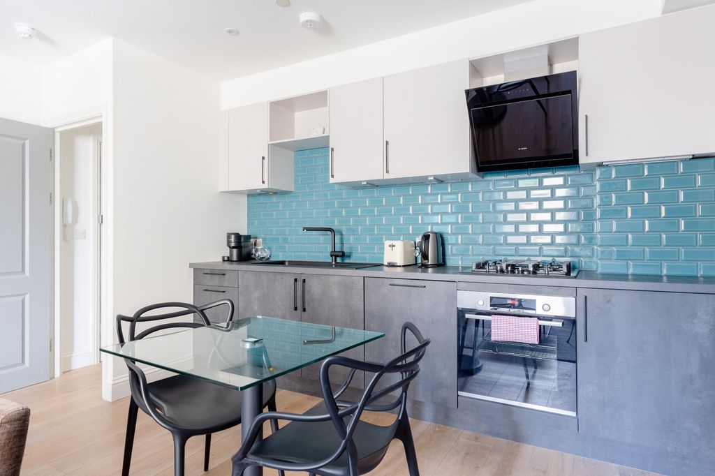 Property photo 3 of 29