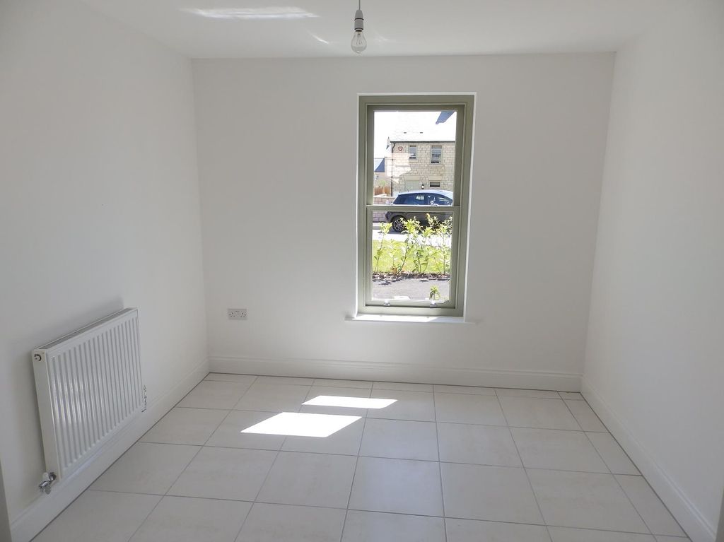 Property photo 3 of 11 0 General