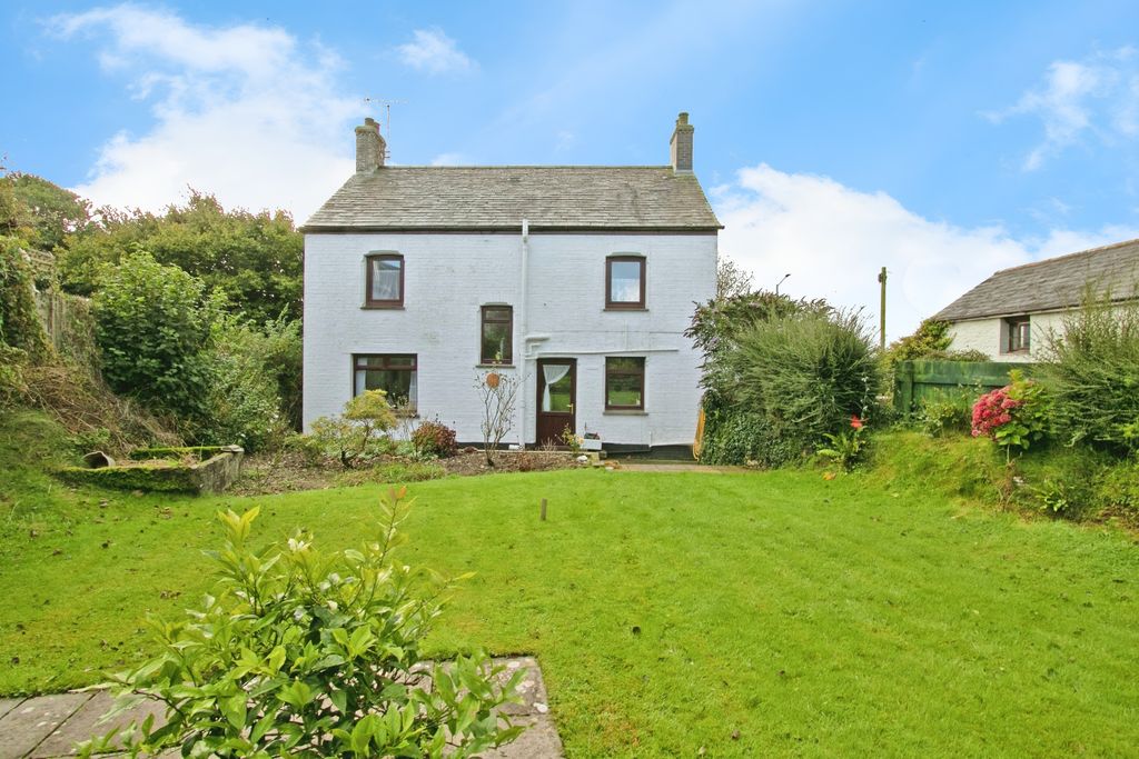 Property photo 1 of 17 Photography