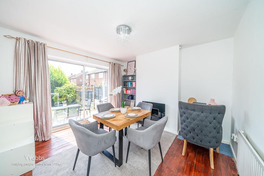 Property photo 3 of 34 Â© Webbs Estate Agents Â© (4 Of 36).Jpg