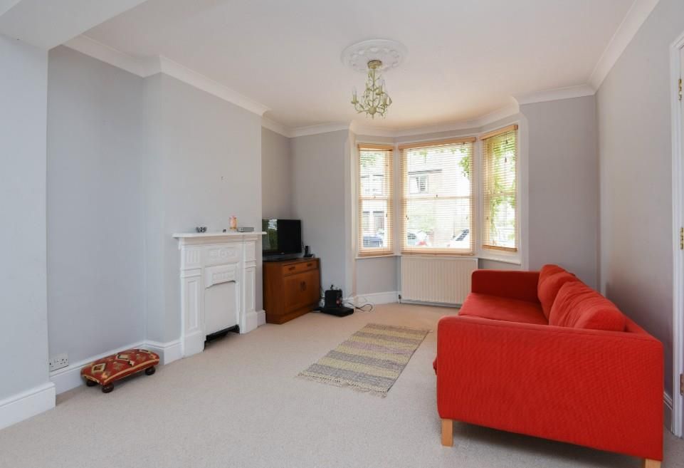 Property photo 2 of 10 Living Area