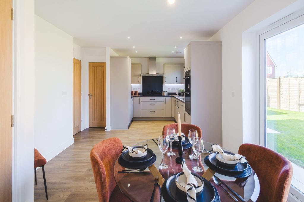Property photo 3 of 23 5147463
