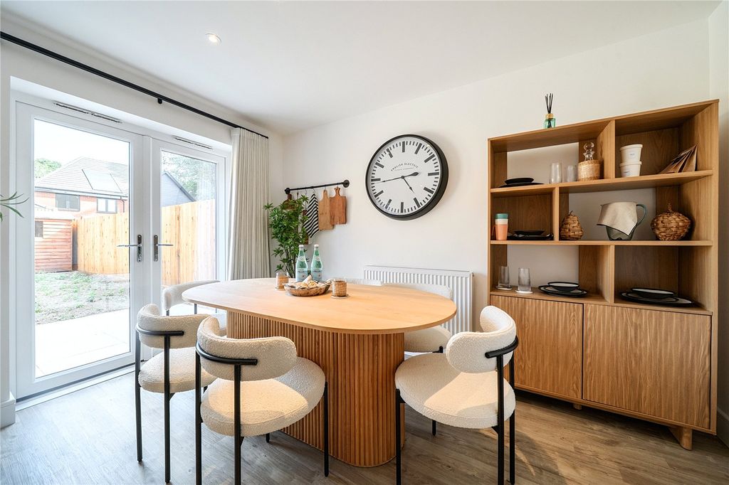 Property photo 2 of 12 Dining Area