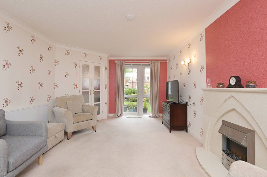 Property photo 2 of 22