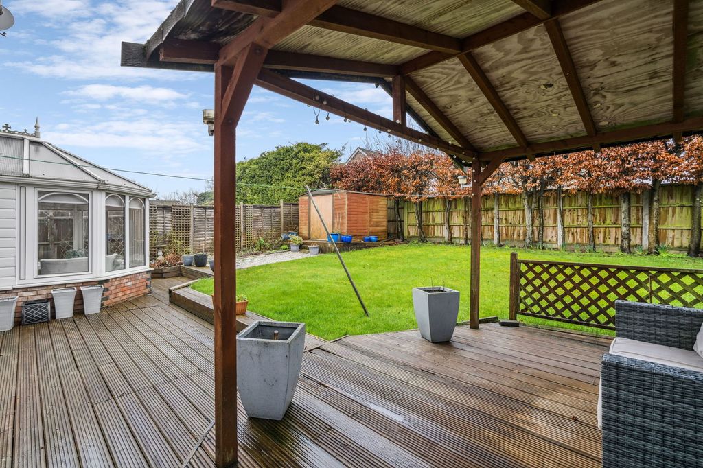 Property photo 3 of 30