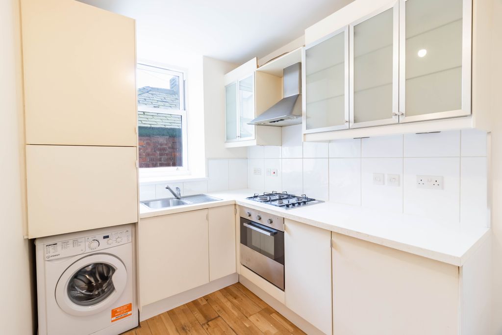 Property photo 2 of 23 Kitchen