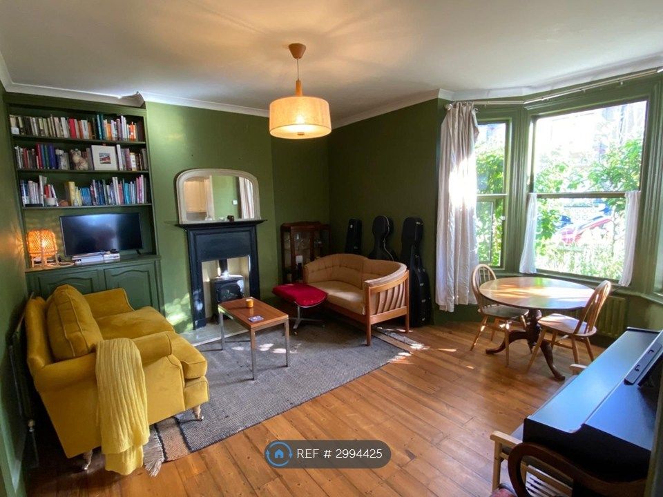 Property photo 2 of 9 Living Room