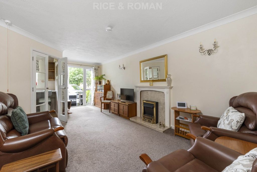 Property photo 3 of 16