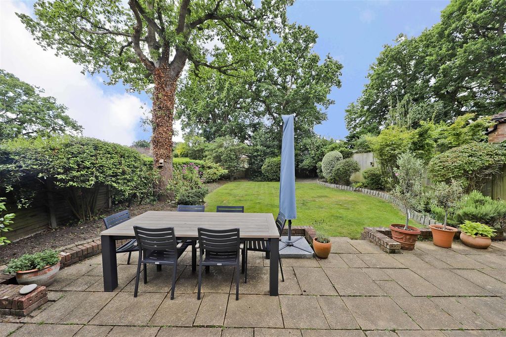 Property photo 2 of 15 5
