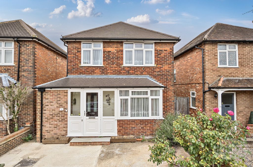 Property photo 1 of 17 A36Ae739-F4F8-468...