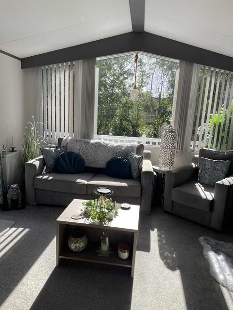 Property photo 1 of 4 Altas Status Img 9316