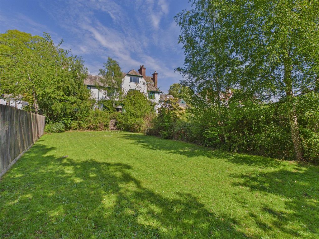 Additional image 20 of 8 bed detached house for salePeachfield Road, Malvern WR14