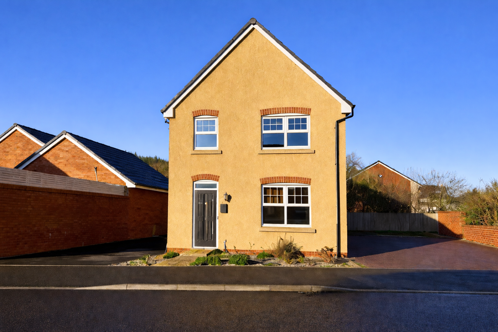 Property photo 1 of 18