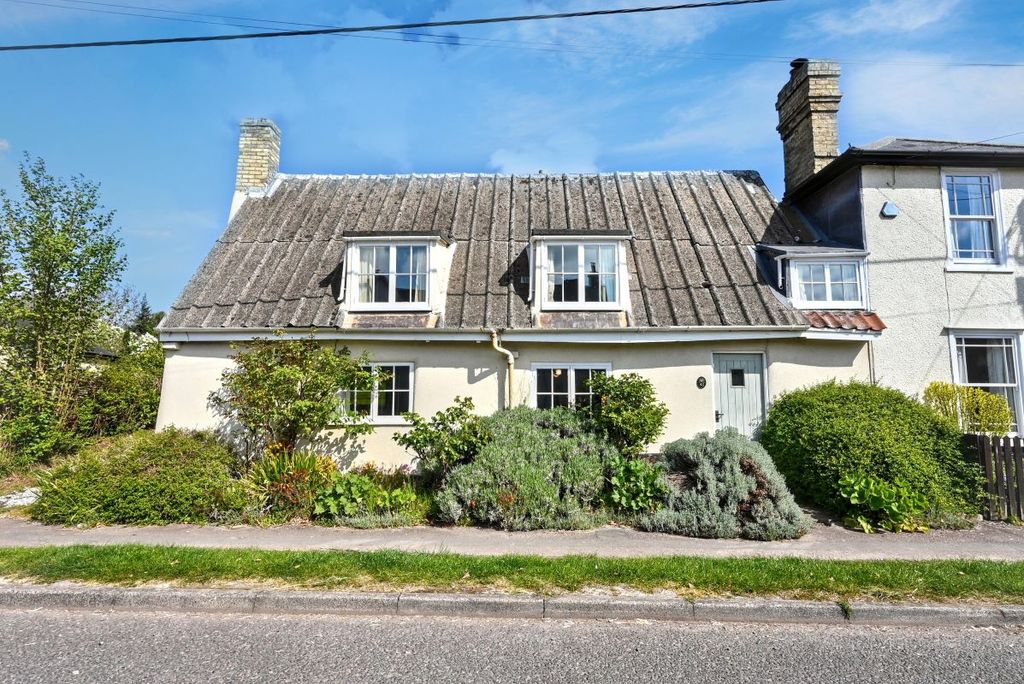 Property photo 2 of 26