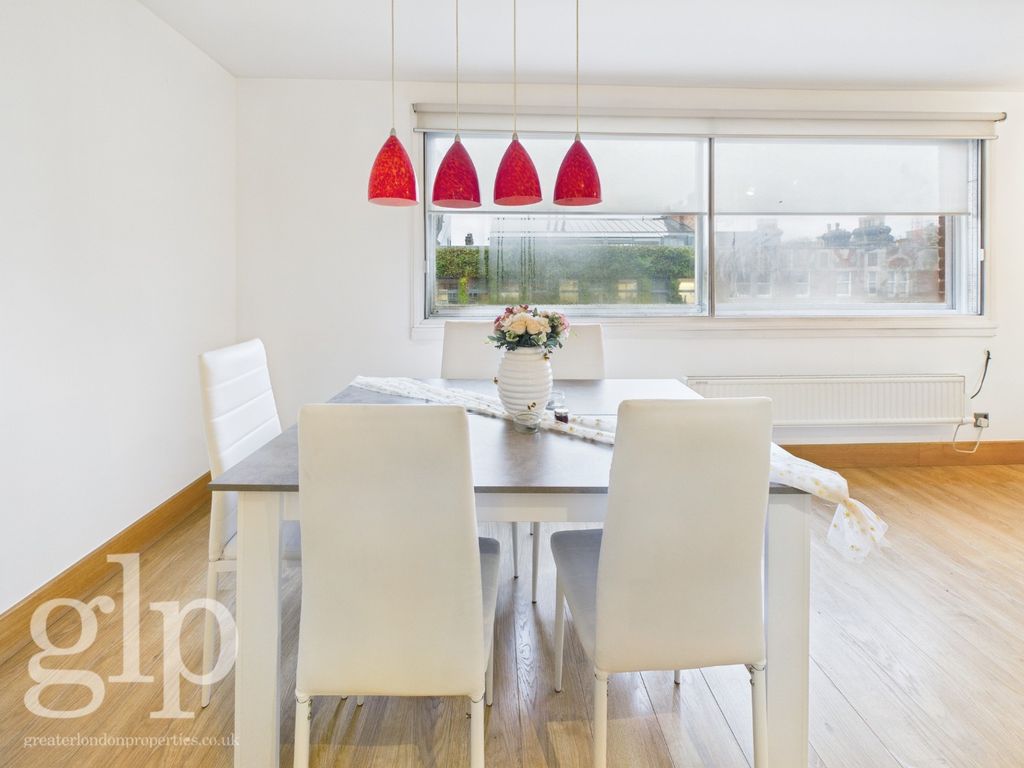 Property photo 2 of 22 4760982