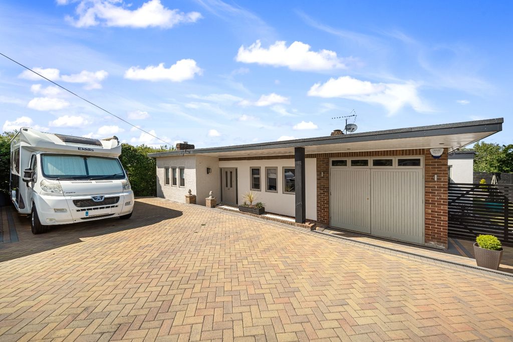 Property photo 1 of 34 5065881
