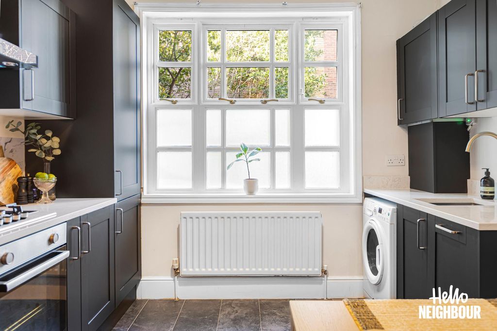 Property photo 2 of 18 Photo 1