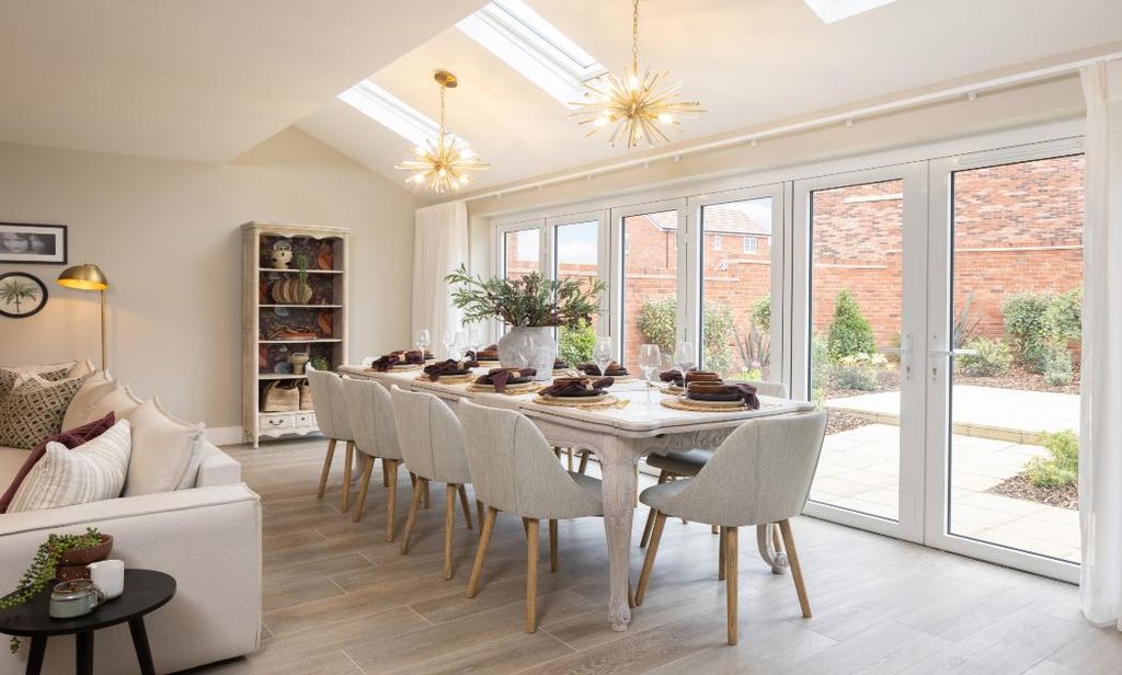 Property photo 3 of 8 Dandara - Zoopla -