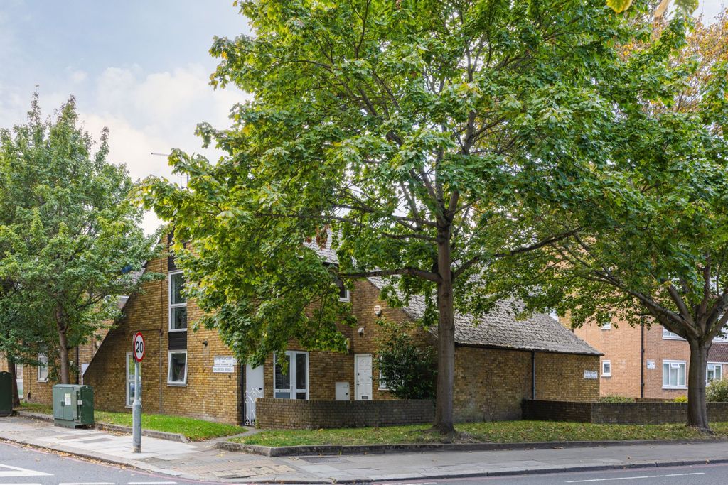 Property photo 1 of 6