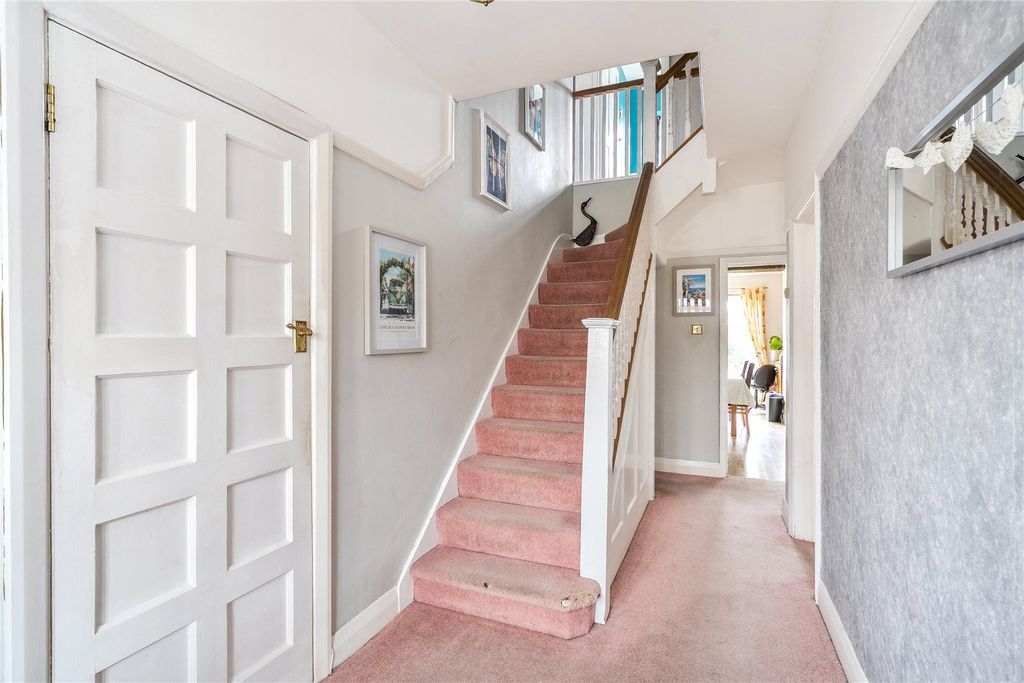 Property photo 2 of 16 Picture No. 10