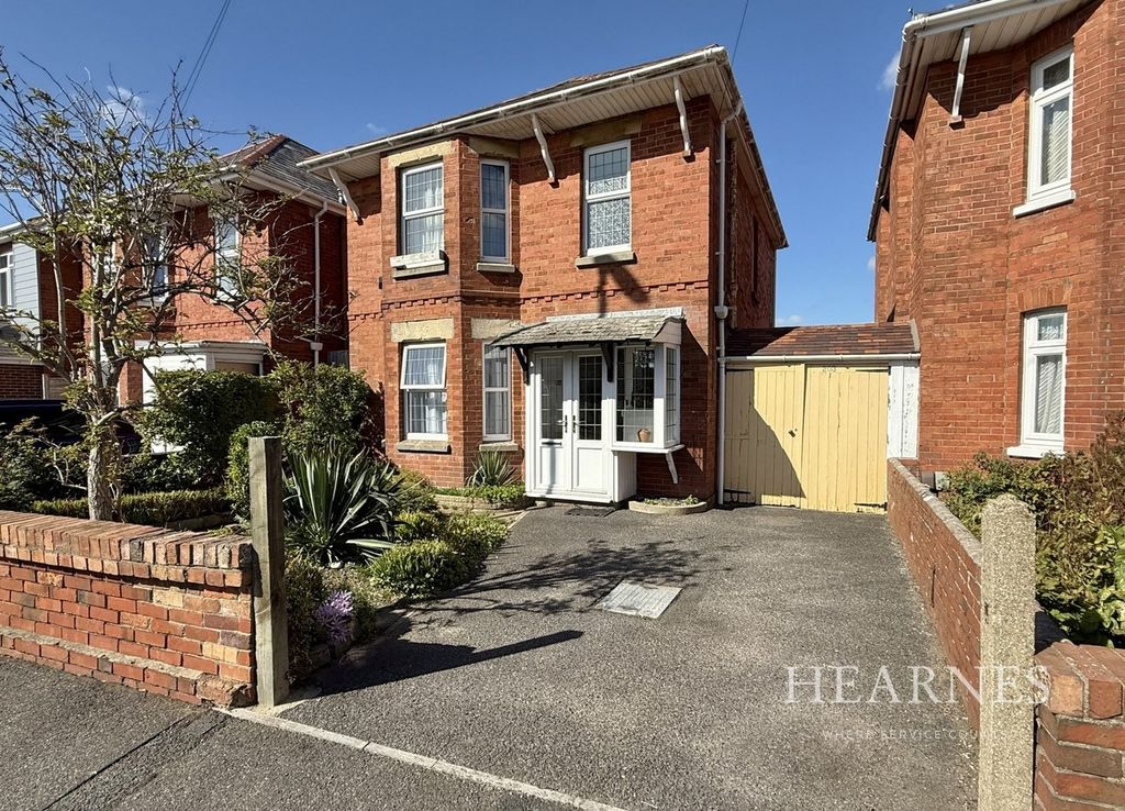 Property photo 1 of 22