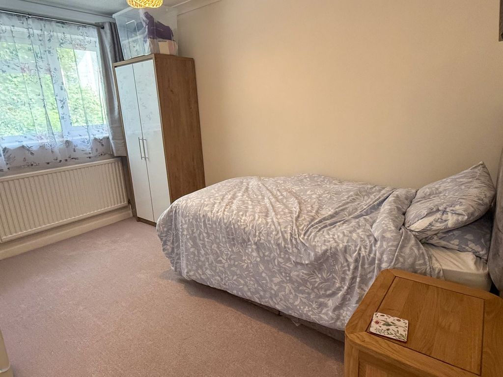 Additional image 8 of 2 bed terraced house for saleGoodwin Walk, Newbury RG14