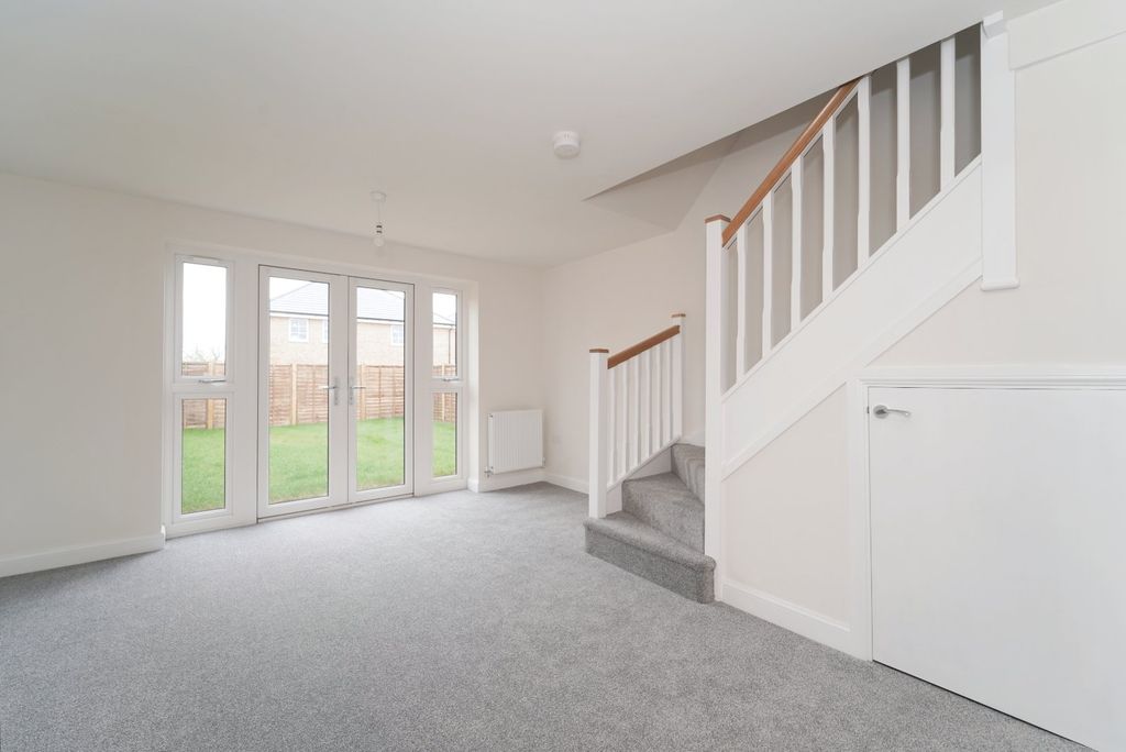 Property photo 3 of 17 Picture No. 10