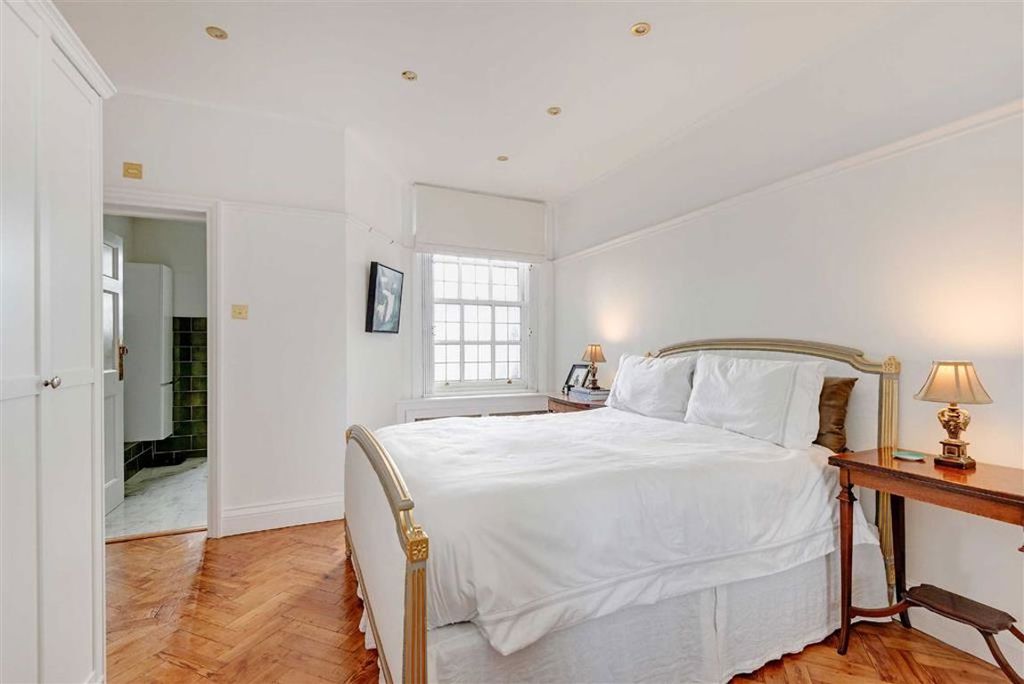 Property photo 3 of 5