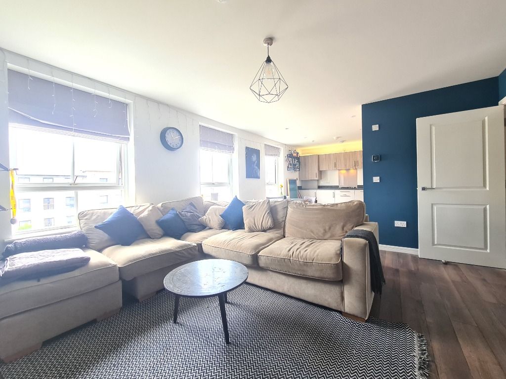 Property photo 3 of 19