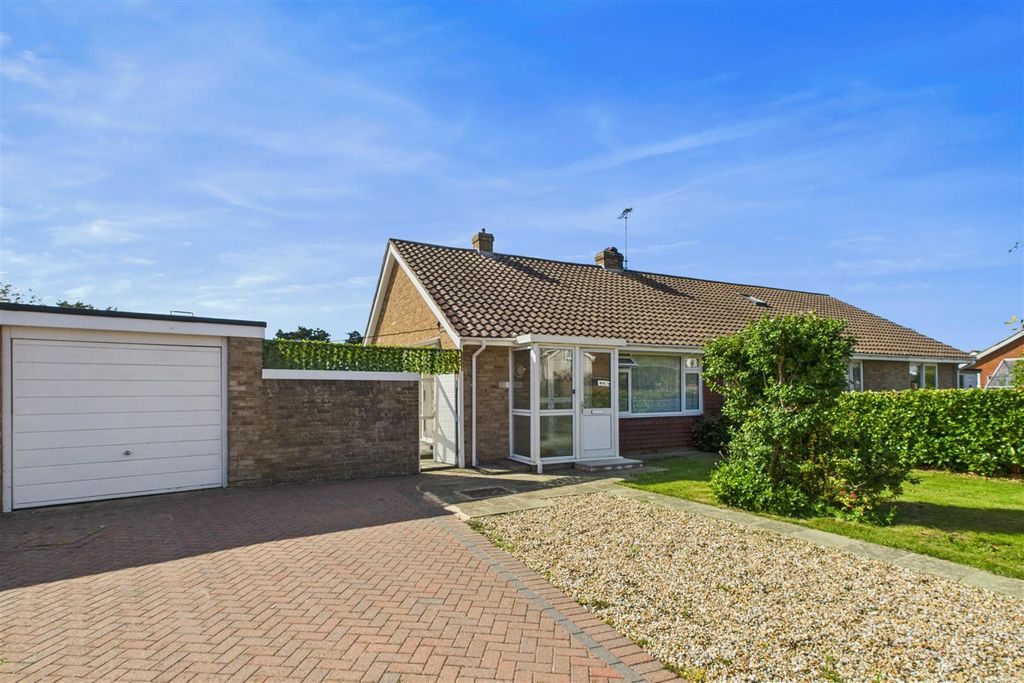 Property photo 1 of 14 Front