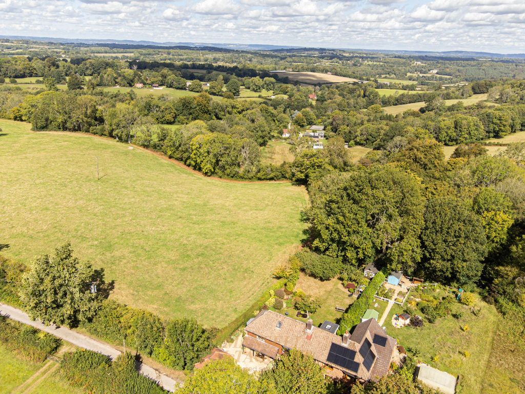 Property photo 2 of 32