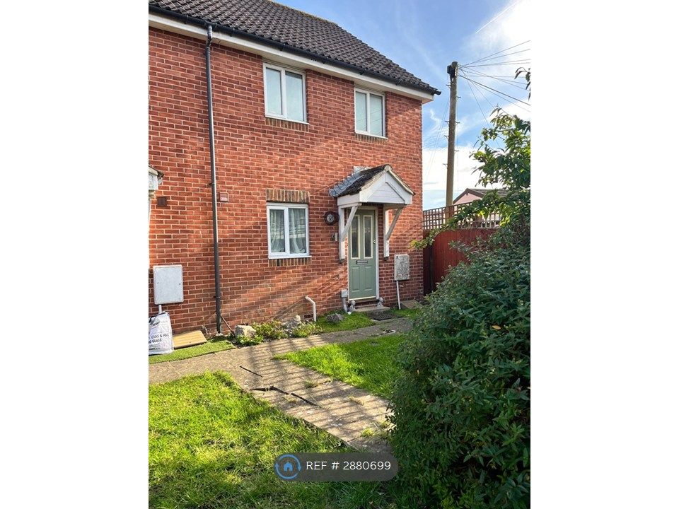 Property photo 2 of 13