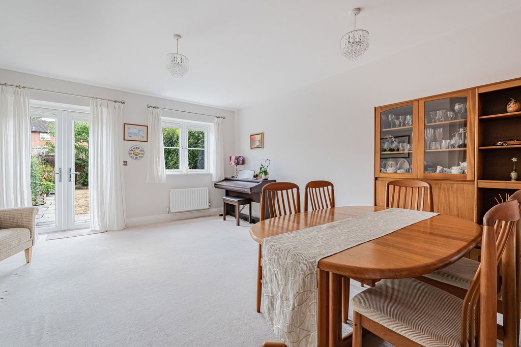 Property photo 3 of 17