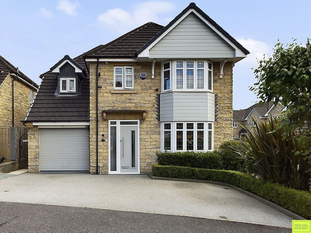 Property photo 2 of 37