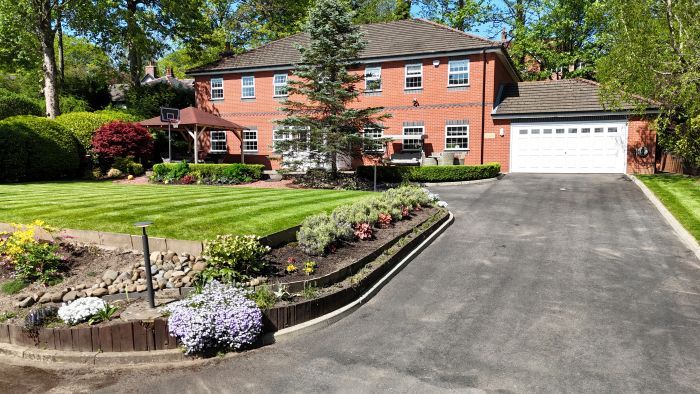 Property photo 1 of 40