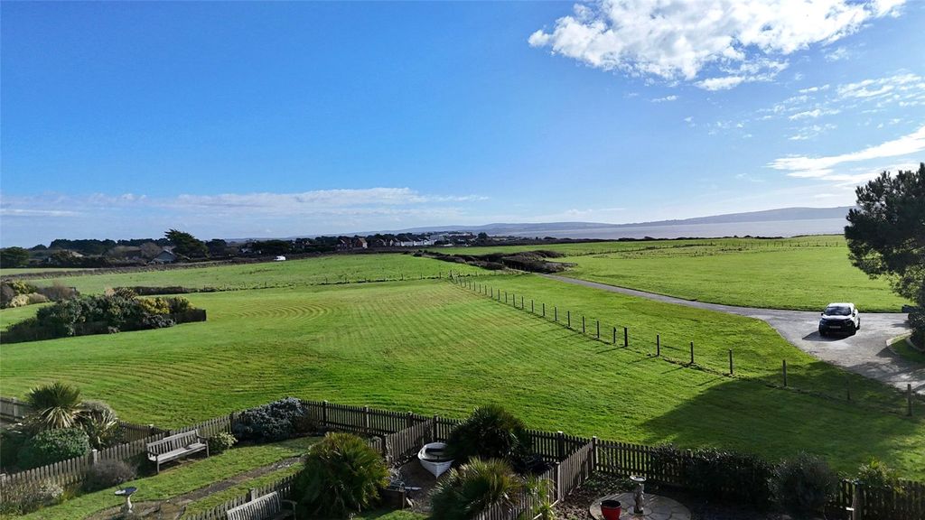 Property photo 3 of 46 Picture No. 64